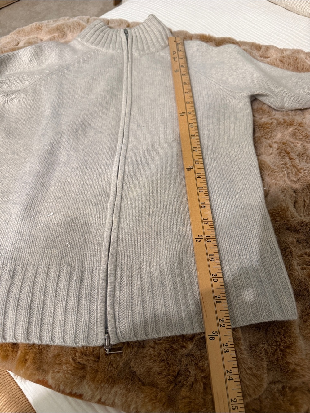 Lord & Taylor Light Gray Zip-Front Sweater Cardigan - Picture 5 of 6